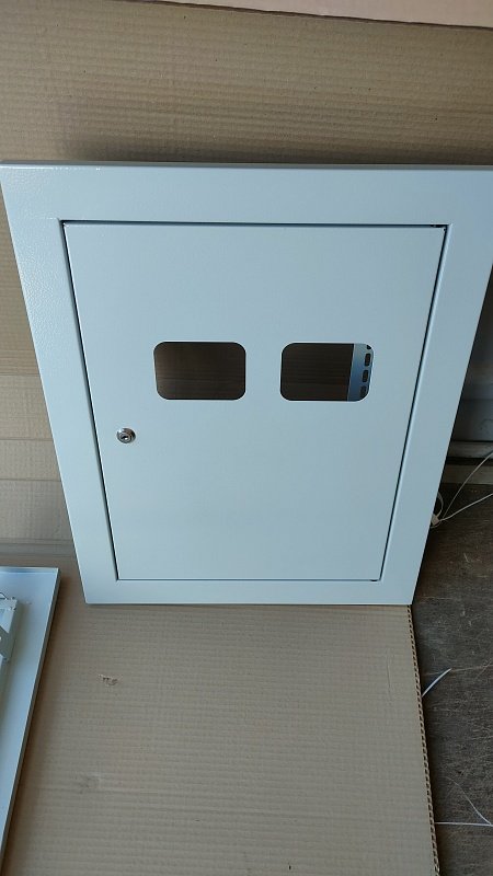 Накладка ЩЭ с направляющими 640х480х20