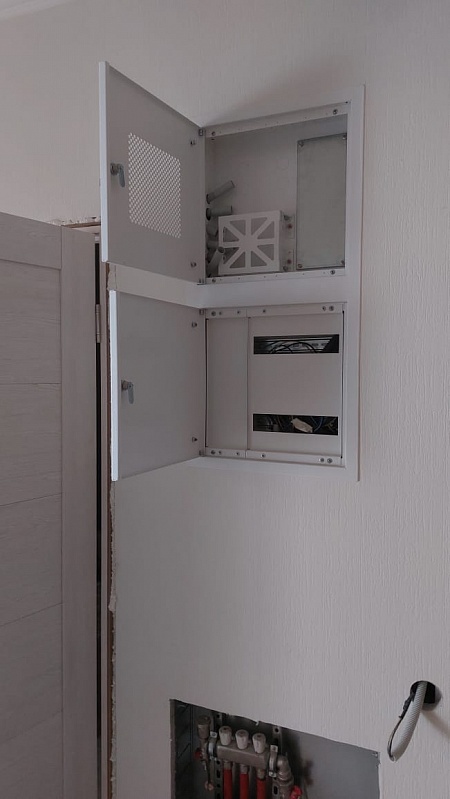 Шкаф квартирный встраиваемый двухсекционный ШТ-Нвп 